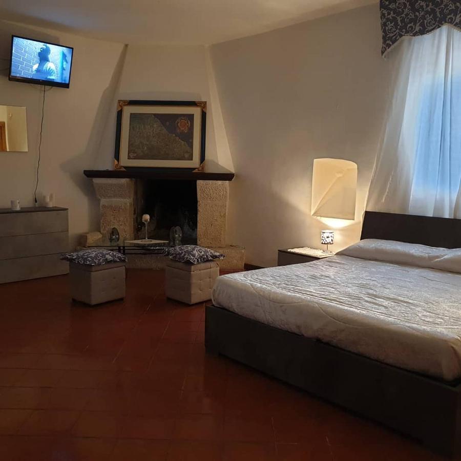 Masseria La Rocca *